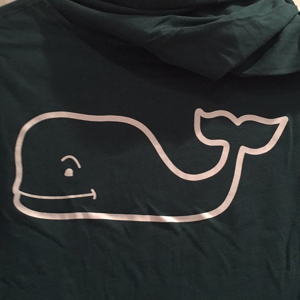 Vineyard Vines kids large hooded tee